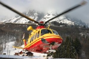 Ragazzo 15enne si infortuna sulle piste da sci