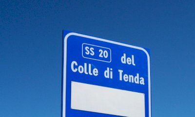 Fuga di gas lungo la Statale 20, strada chiusa a Genola