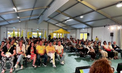 Un "manifesto" per l'educazione alimentare nelle scuole: "Pasti a km zero e no al cibo spazzatura"