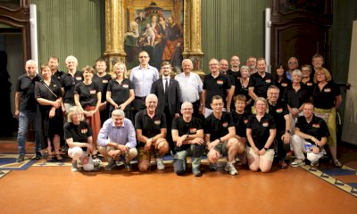 Ad Alba il Junger Kammerchor di Böblingen e il gruppo di cicloturisti Promovelo Lorraine di Arlon