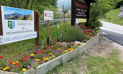 Crissolo si tinge di colore: oltre 800 piantine di fiori messe a dimora tra capoluogo e frazioni
