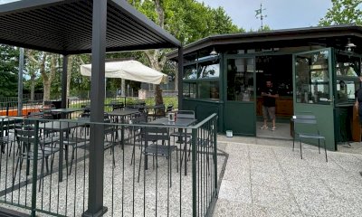 Il chiosco di Mondov&igrave; Piazza riapre le porte: nuova vita per uno storico punto di ritrovo cittadino
