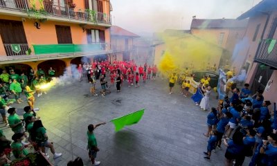 Margarita si colora a festa: grande successo per l'inaugurazione del Palio dei Rioni 2026