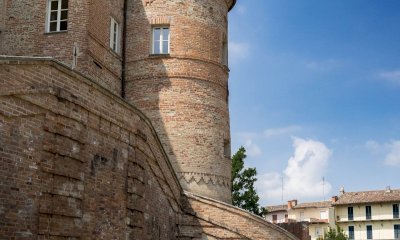 Memoria e cittadinanza al castello di Carr&ugrave;: il libro di Carlo Bava e la Costituzione ai neomaggiorenni