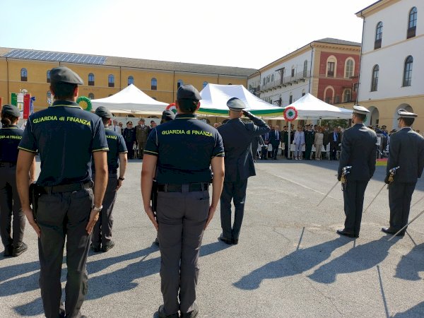 La cerimonia della Guardia di Finanza