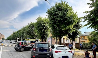 Travolgono un carabiniere in auto tentando di forzare il blocco, paura a Saluzzo