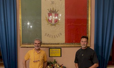 L'identità di Bagnasco si riflette nella sua storia: riconsegnato al Comune l'antico stendardo restaurato