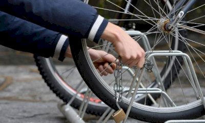 Cuneo, tentato furto di bici sventato al Santa Croce