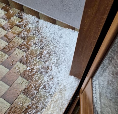 La grandine caduta nel buschese