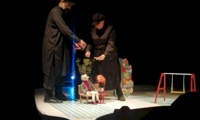 Burattinarte arriva a Cherasco: una serata tra micro-teatro, marionette e poesia