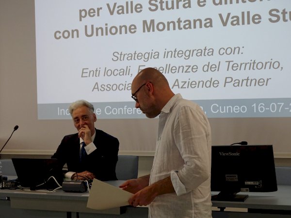 L’intervento di Luca Robaldo durante la presentazione della nuova cartina “Pedala in Valle Stura e dintorni”