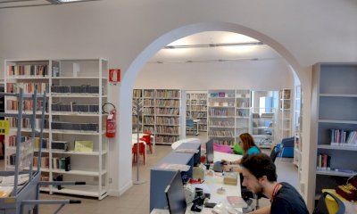 A luglio tornano gli appuntamenti nello Spazio L&agrave;b dedicati ai giovani