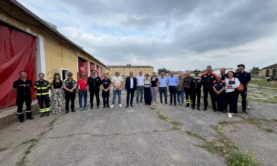 L'eurodeputato francese Gregory Allione in visita alla ex caserma "Mario Fiore" di Borgo San Dalmazzo