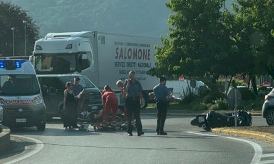 Scontro tra auto e moto a Busca: ferito il centauro