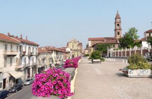 Bra: il 25 aprile torna il mercatino 