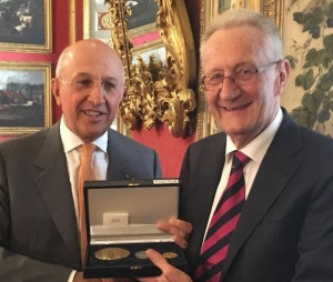 Antonio Patuelli a Torino presenta i 'Banchieri' di Ghisolfi