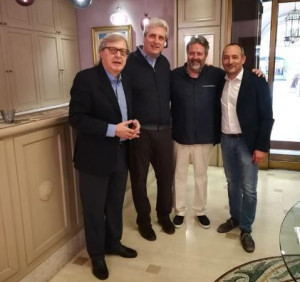 Vittorio Sgarbi in visita a Cuneo: 'Città meravigliosa'