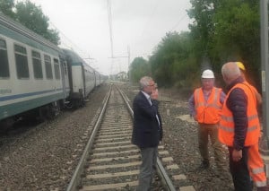 Incidente ferroviario a Trinità: danni per un milione di euro