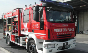 Incendio in una cascina a Barge, sul posto Vigili del Fuoco e volontari