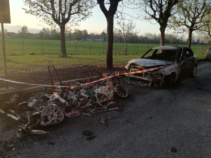 Il 'caso' delle auto incendiate a Cerialdo approda in Consiglio comunale