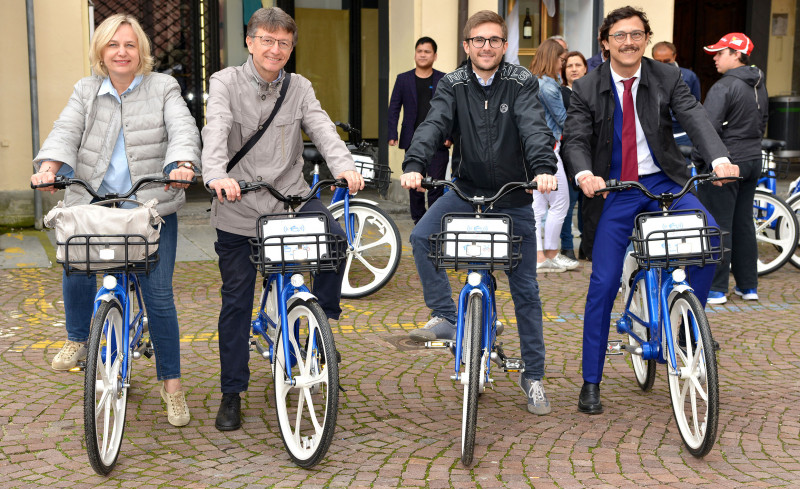 Ad Alba un sistema integrato di bike-sharing a pedalata assistita
