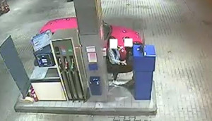 Scoperti a bordo di un'auto rubata: denunciati per ricettazione due giovani braidesi