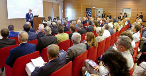 'Facciamo squadra: o ci si salva tutti insieme, o non si salva nessuno'