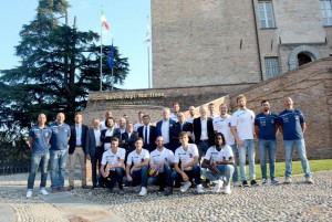 I giocatori della 'Bam Acqua S. Bernardo' ospiti della Banca Alpi Marittime