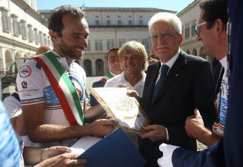 'La storia in bici': il consigliere braidese Sergio Panero ricevuto da Sergio Mattarella