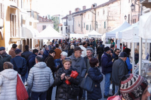 Nel weekend Villanova Mondovì si anima con 'Bee - Formaggi di montagna' (VIDEO)