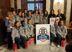 Basket: le campionesse d'Italia della Granda College Under 14 premiate in Comune a Cuneo