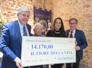 Oltre 14 mila euro dal Lions Club Cherasco a 'Il fiore della vita'