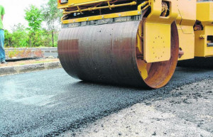 Nuovo asfalto per la strada provinciale 564 Cuneo-Beinette fino al villaggio Colombero