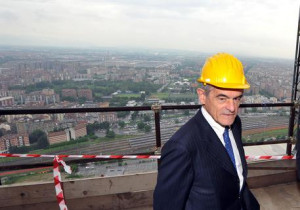 'Chiamparino non venga ad inaugurare un edificio vuoto'