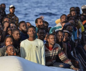 'Sull'immigrazione i governi precedenti hanno assecondato il menefreghismo UE per non scalfire interessi di coop e associazioni'