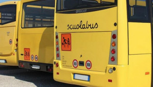 Alba: nuovo servizio di trasporto scolastico per gli studenti della scuola 'Pertini' di via Cencio