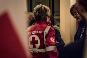 Oltre 500 euro raccolti dalla Croce Rossa di Cuneo con lo spettacolo 'Al Cavallino Bianco'