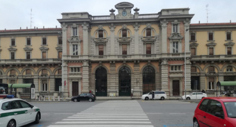 Cuneo, stazione ferroviaria battuta a tappeto dalla Polizia di Stato