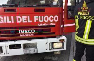 Incendio alle Scuole Medie di Busca, evacuato l'edificio