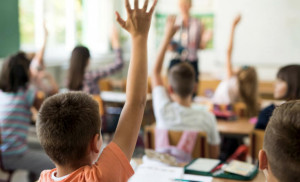 Diritto allo studio: apre il bando per il nuovo voucher scuola della Regione