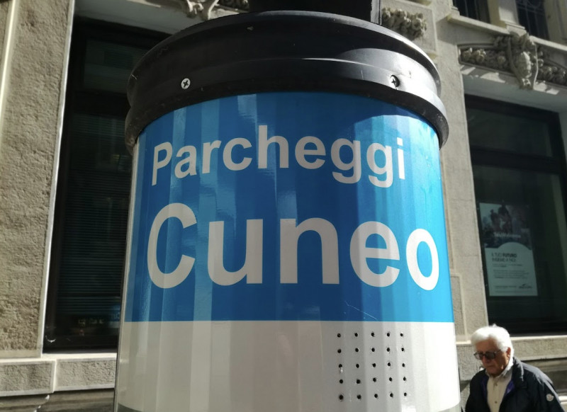 Cuneo, dal primo maggio cambia la gestione del sistema parcheggi