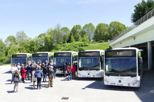 Cuneo, presentati cinque nuovi autobus ibridi della Bus Company per il TPL
