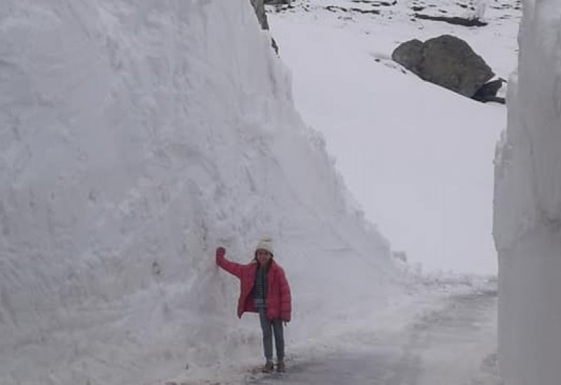 Iniziati i lavori di rimozione della neve sulla strada del colle Fauniera (FOTO)