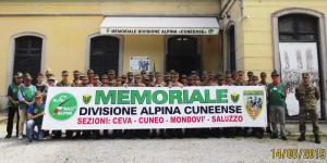 I giovani Alpini del 2° reggimento in visita al Memoriale di Cuneo