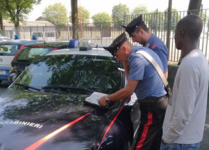 Apre il PAS di Saluzzo, oltre 200 stranieri controllati e identificati dai Carabinieri