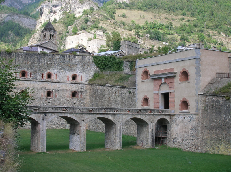 A Vinadio si inaugurano i lavori di restauro del Rivellino del Forte Albertino