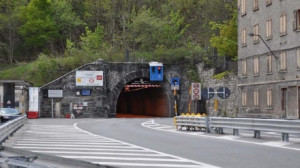 Non c'è il presidio dei Vigili del Fuoco sul versante francese: chiuso il tunnel del Tenda