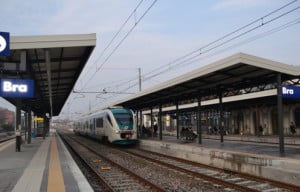 Bra: il treno delle 7.08 per Alba sarà ripristinato con l'inizio dell'anno scolastico