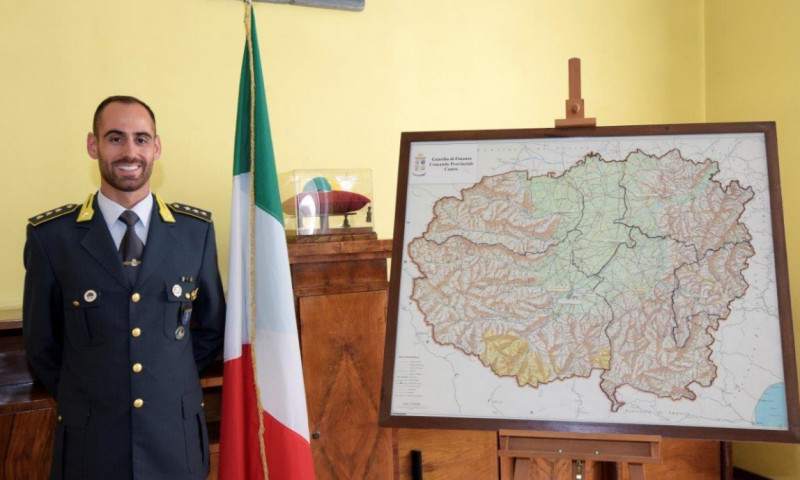 Avvicendamento al vertice della Guardia di Finanza di Cuneo: Gianluigi Mariani nuovo comandante