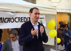 L'ex grillino: 'L'accordo tra PD e Cinque Stelle giova a Salvini'
